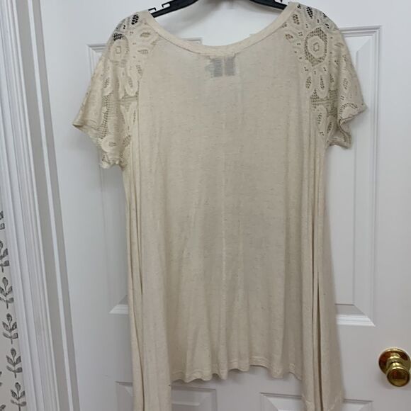 Judith March Sz Medium Hot Southern Mess bling tee/tunic w/crochet/lace sleeves - Picture 2 of 10